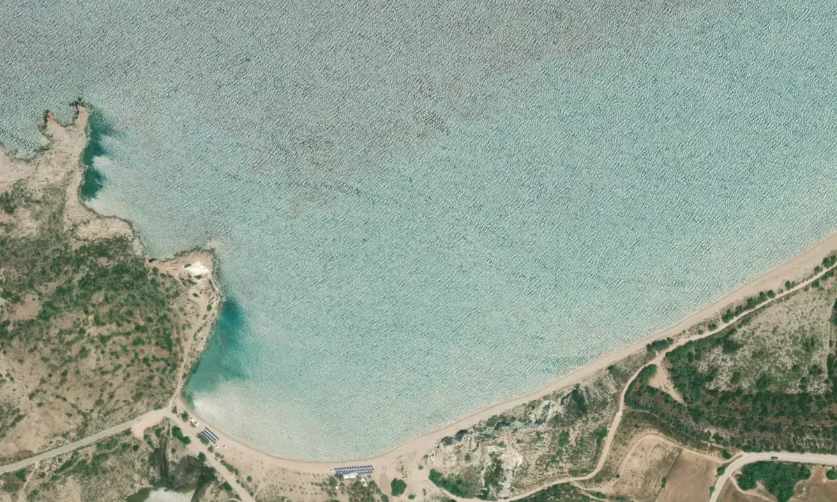Flyfoto av Achivadolimni Beach
