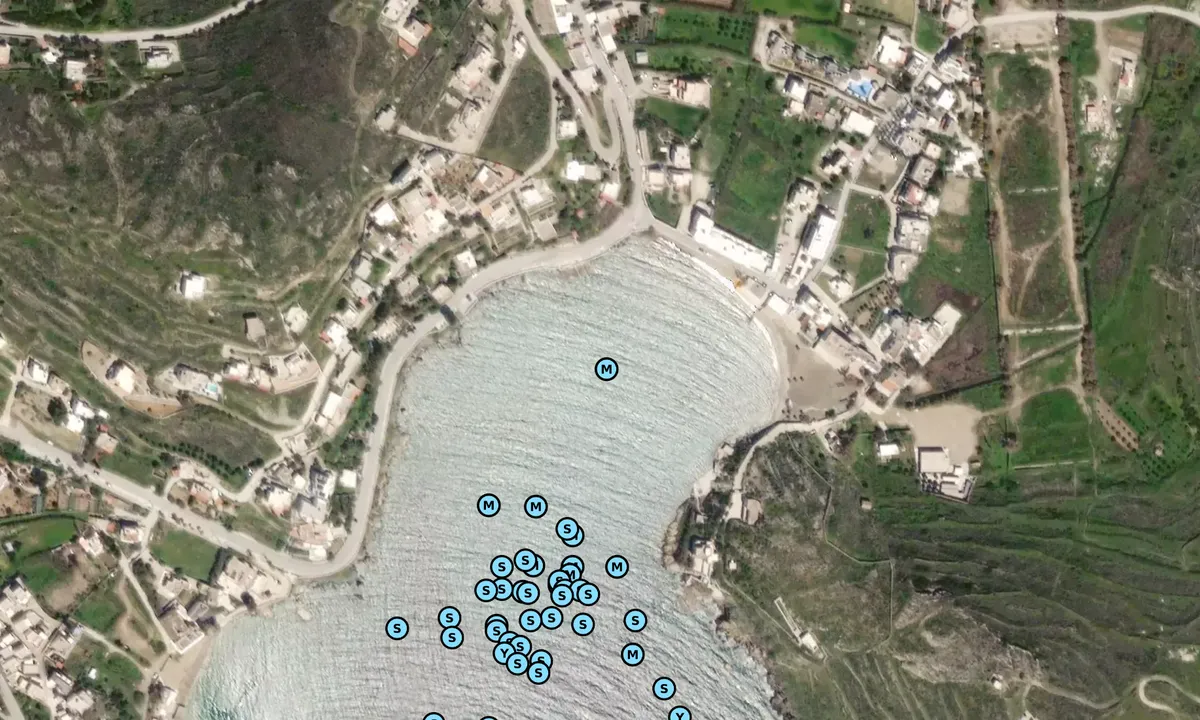 Satelite image of Achladi
