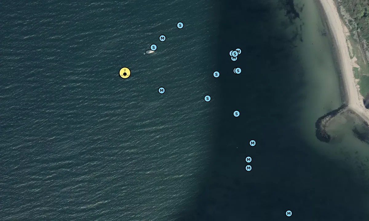 Satelite image of Æbelø W