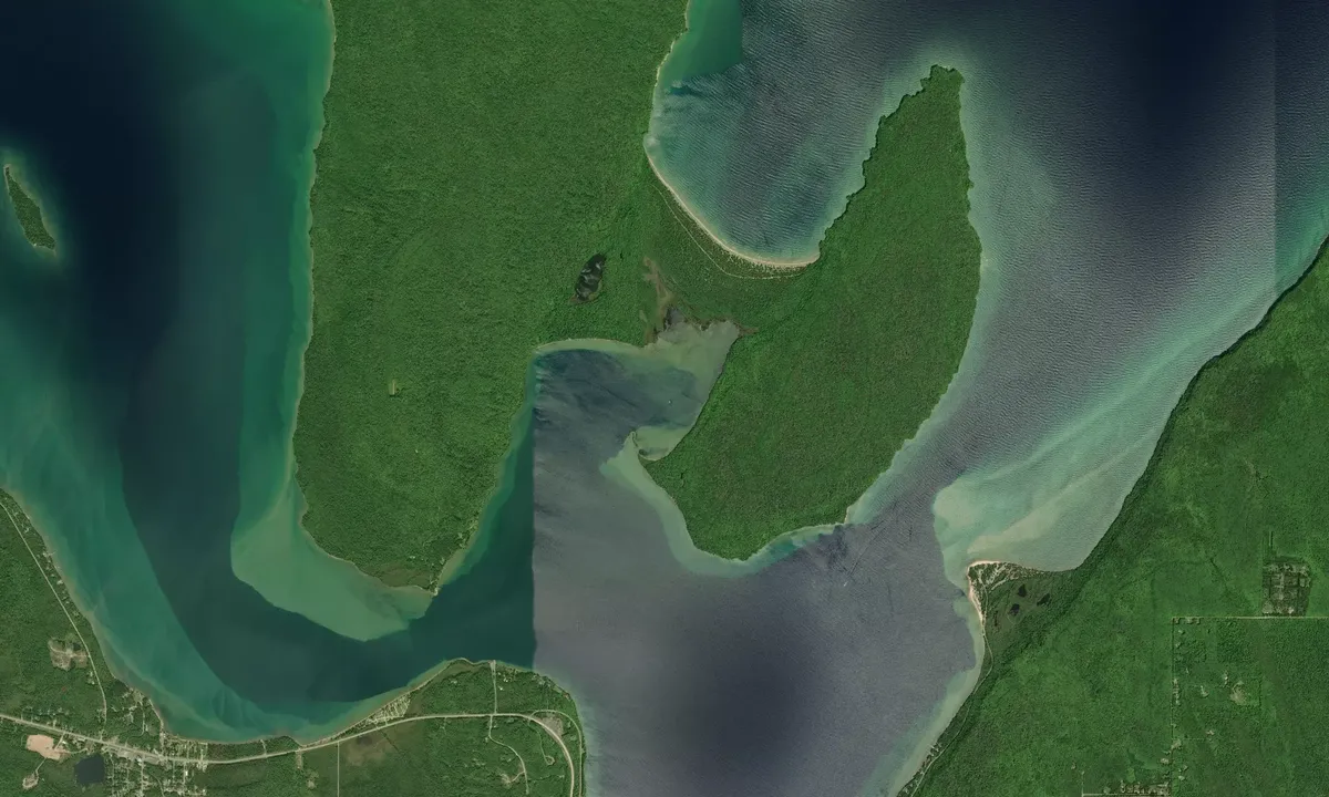 Flyfoto av Agate Island