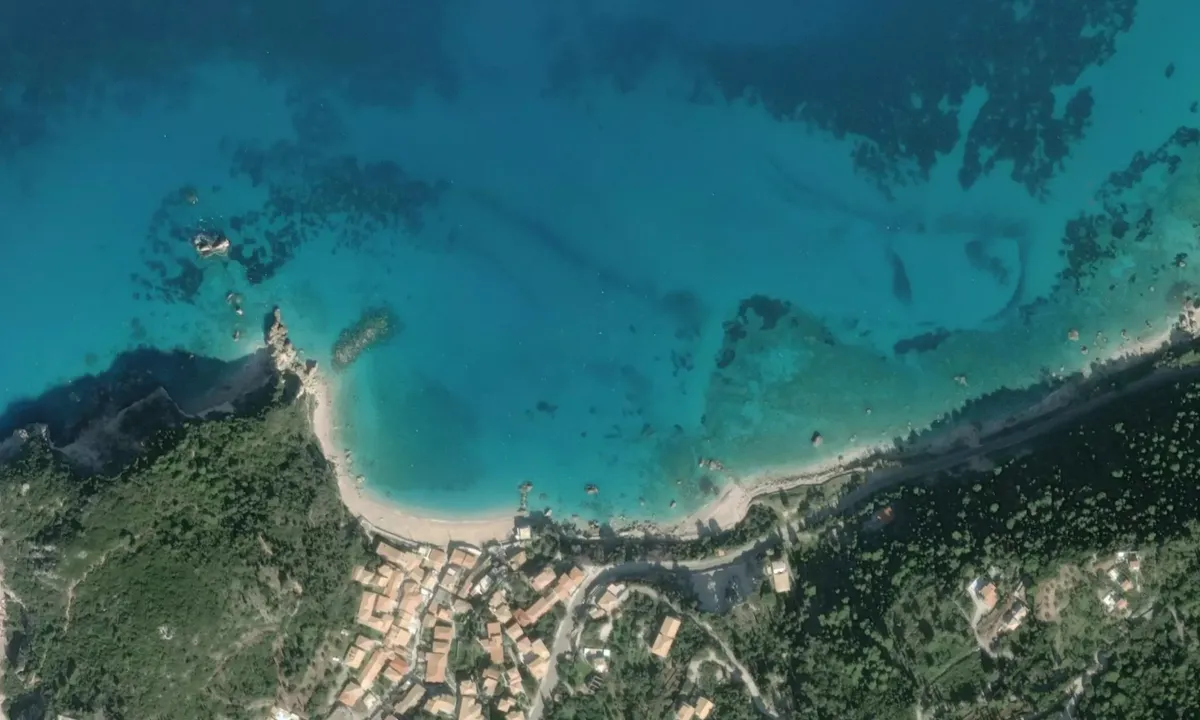 Flyfoto av Agios nikitas beach