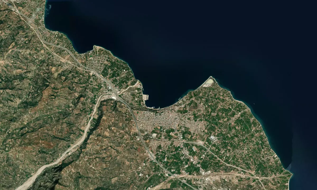 Flyfoto av Aigio 1