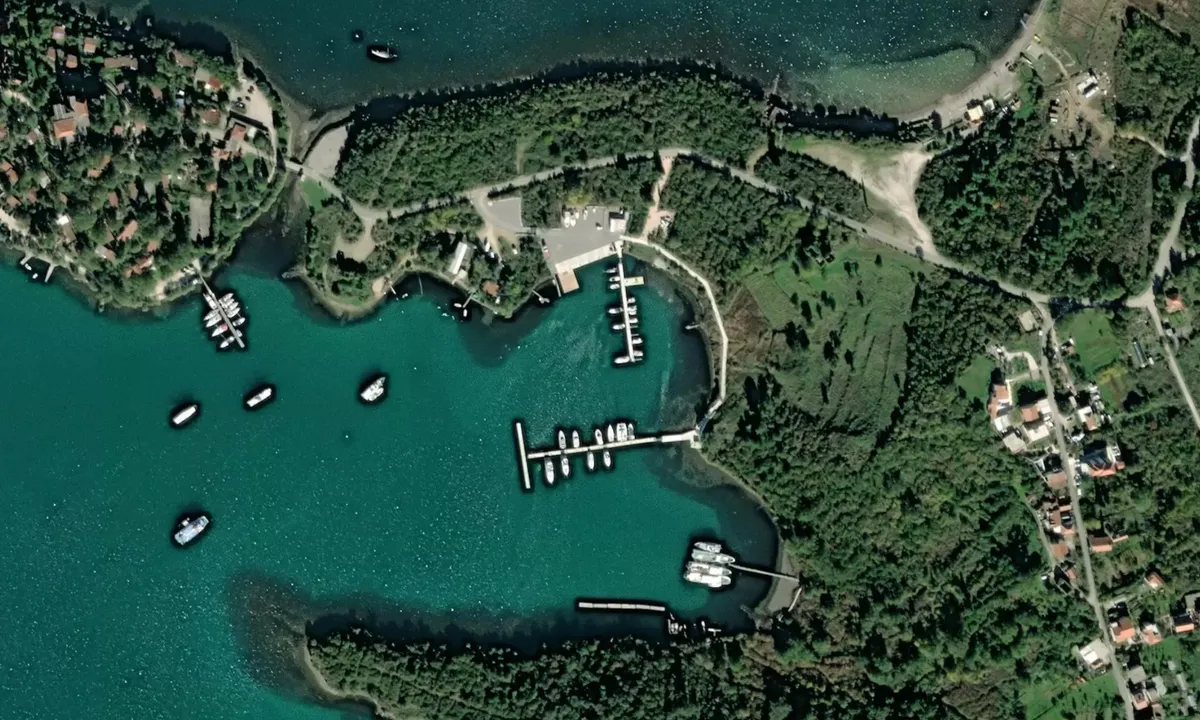 Flyfoto av Airport Marina