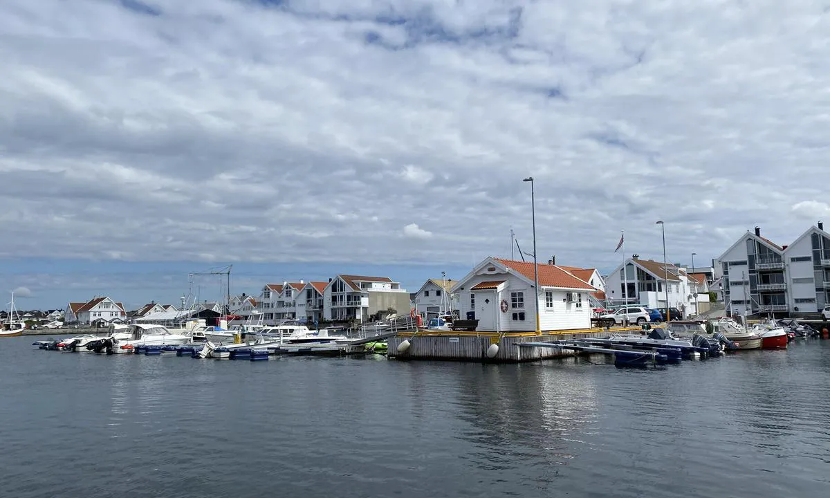 Åkrehamn: Gjesteplass på enden av brygga.