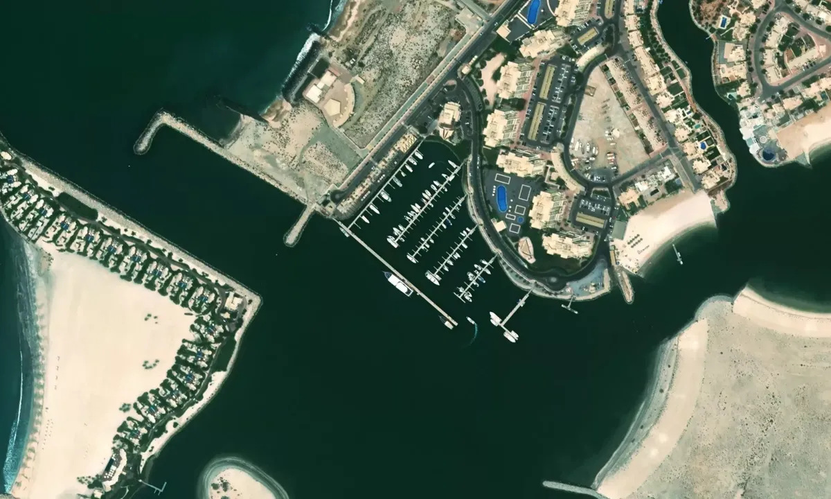Flyfoto av Al Hamra Marina & Yacht club
