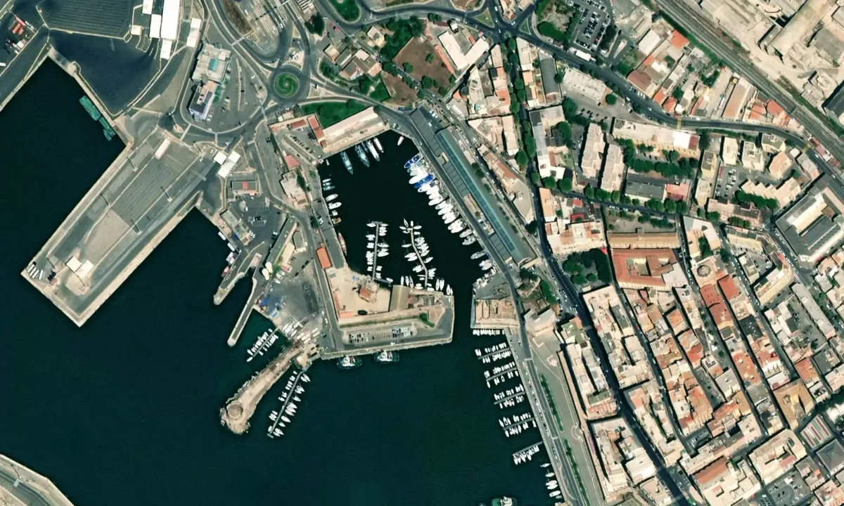 Flyfoto av Amici Della Darsena Romana