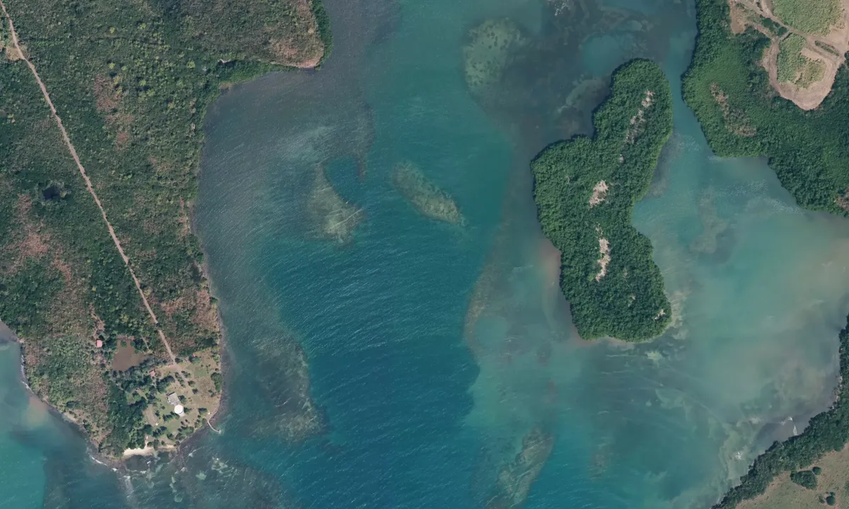 Flyfoto av Anse Céron
