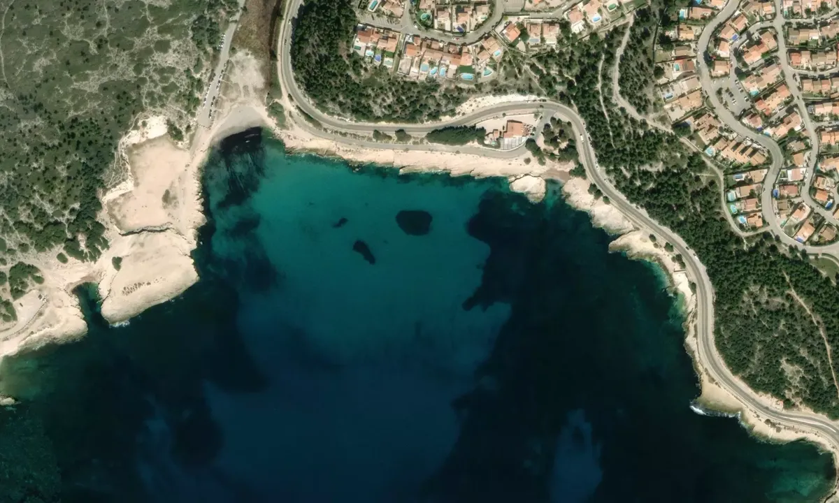Flyfoto av Anse de Boumandariel