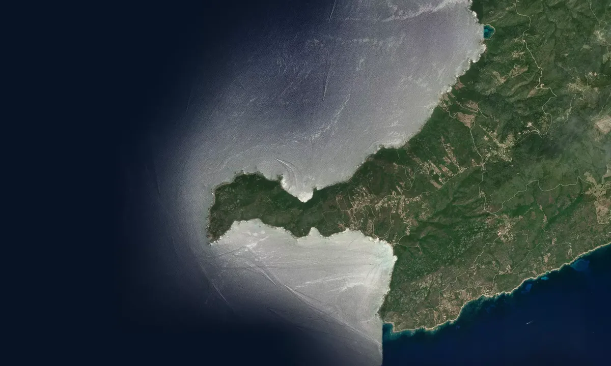Flyfoto av Anse de Cacalu 1