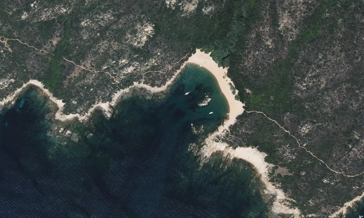 Flyfoto av Anse de Tivella