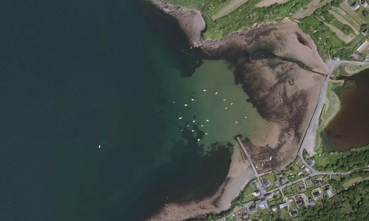 Flyfoto av Anse du Caro