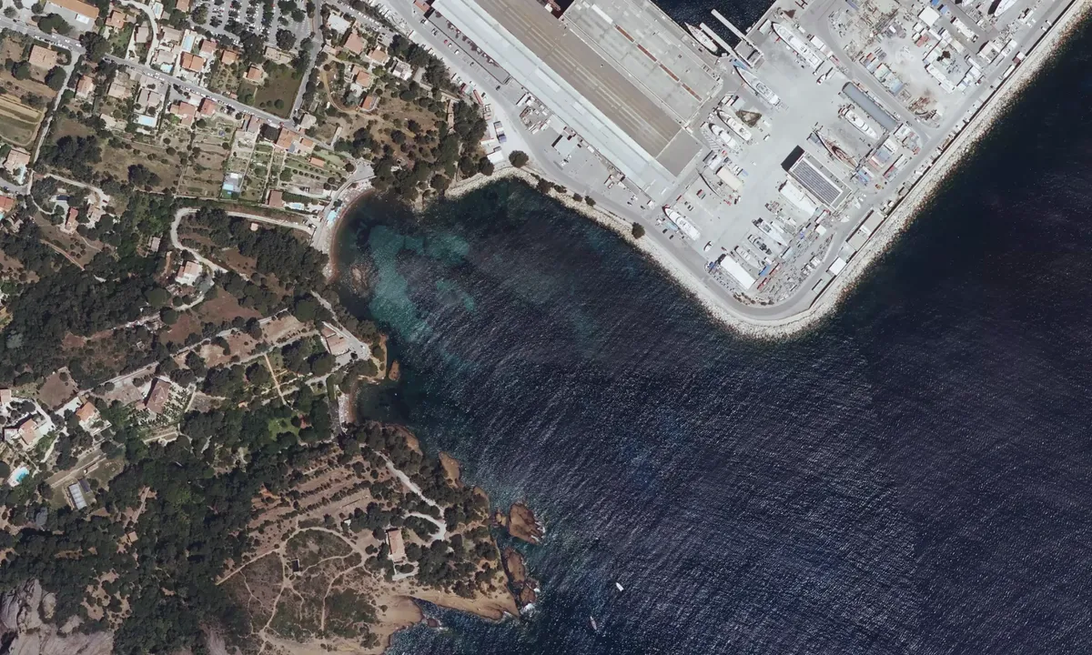 Flyfoto av Anse du Grand Mugel