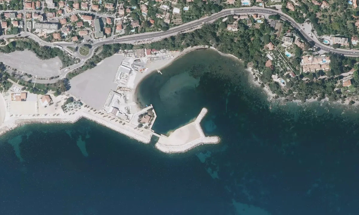 Flyfoto av Anse du Levant