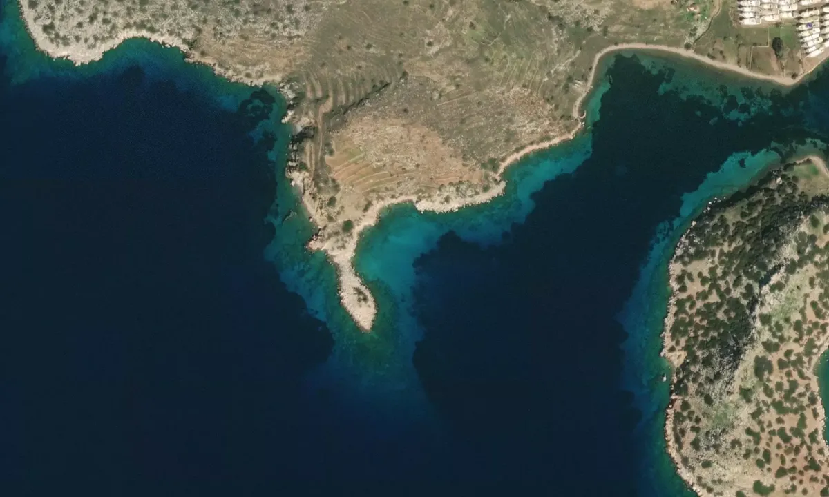 Flyfoto av Anse Est de Degirmen BR