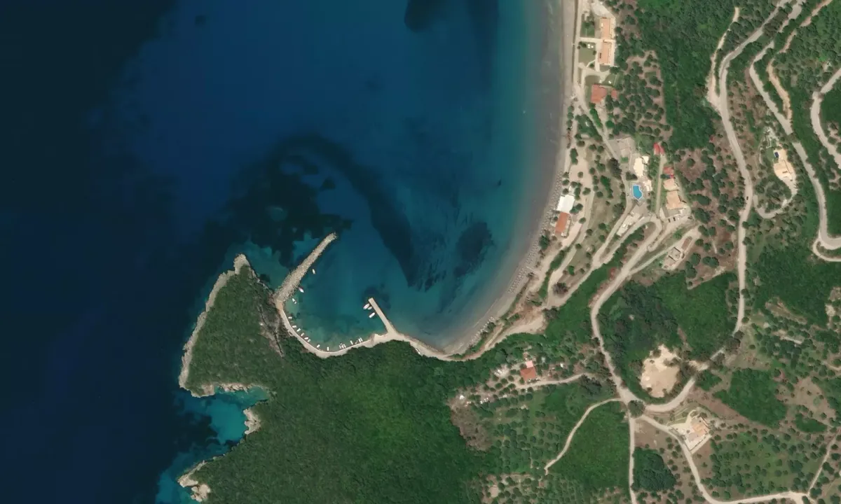 Flyfoto av Arillas