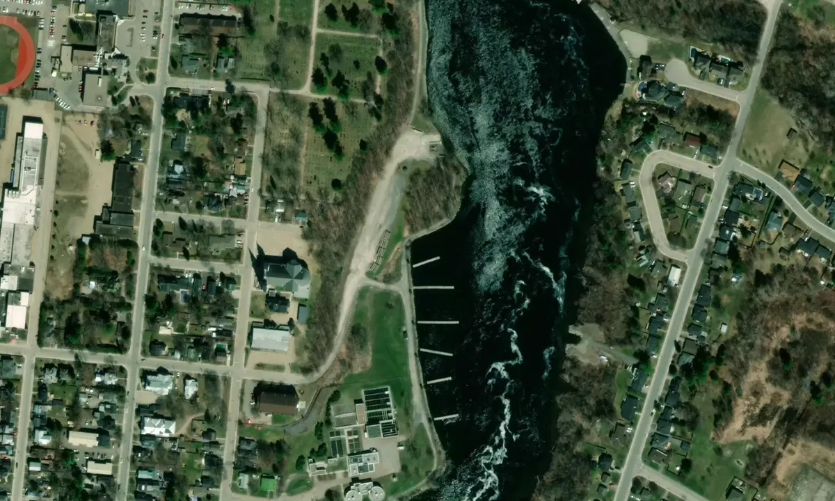 Flyfoto av Arnprior Marina