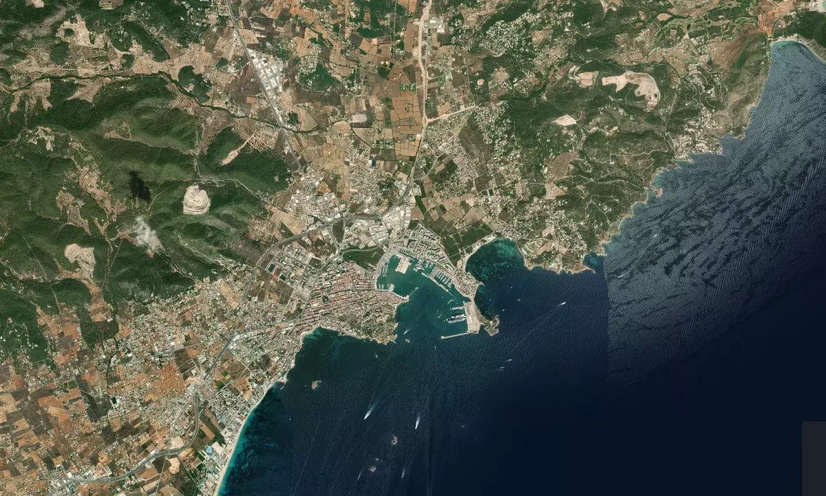 Flyfoto av Arsena Devis Marina Ibiza
