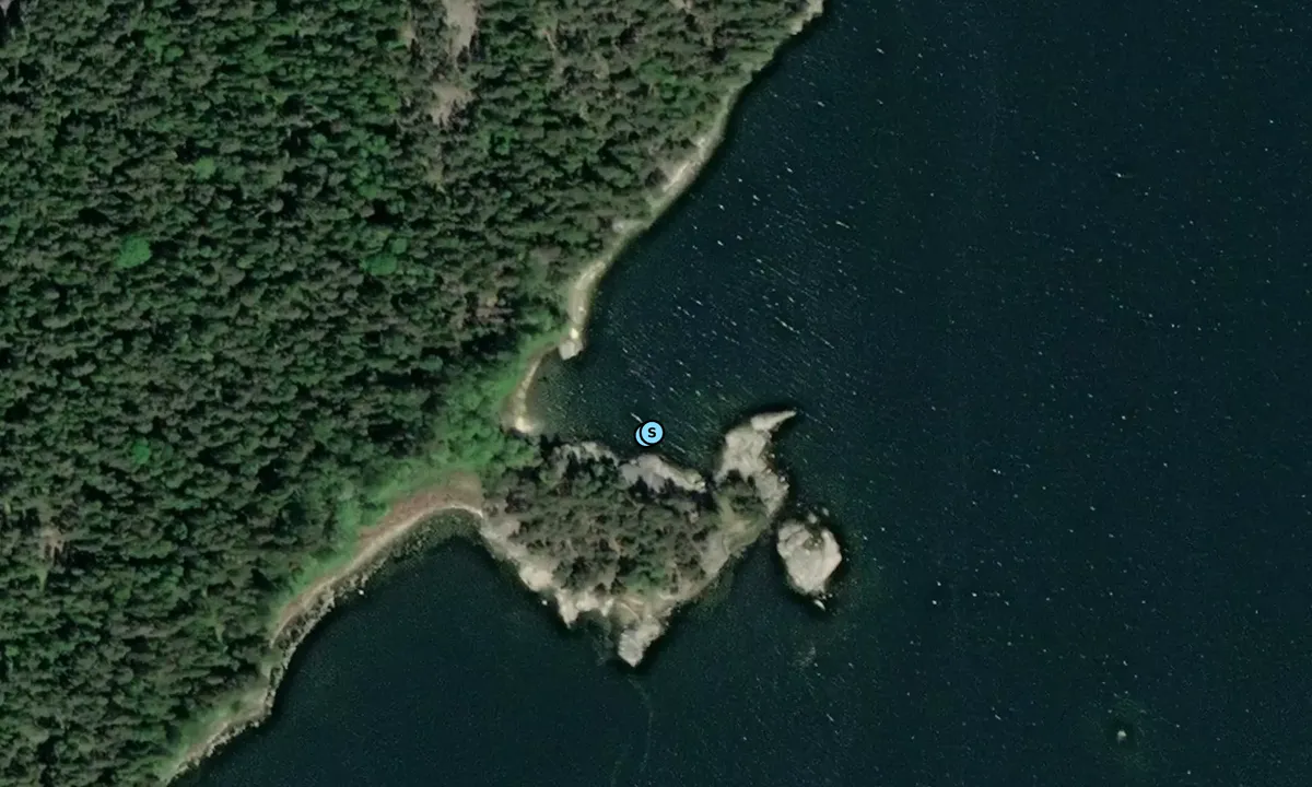 Satelite image of Aspön