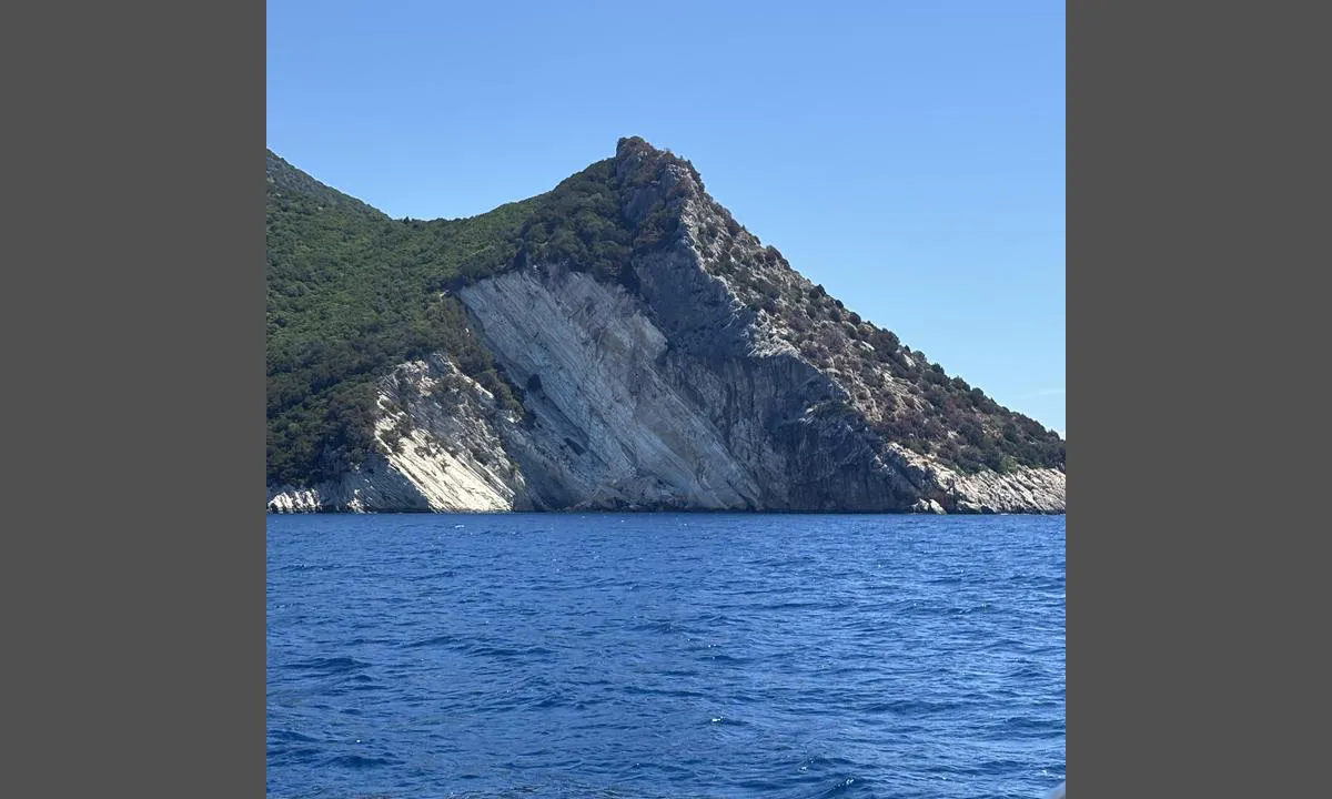 Atokos anchorage