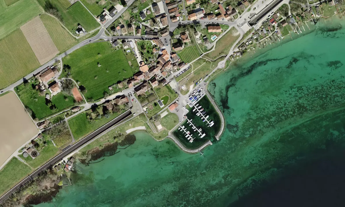 Flyfoto av Au Port, 1426 Concise, Switzerland