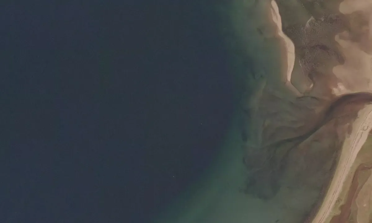 Flyfoto av AUCHALICK BAY
