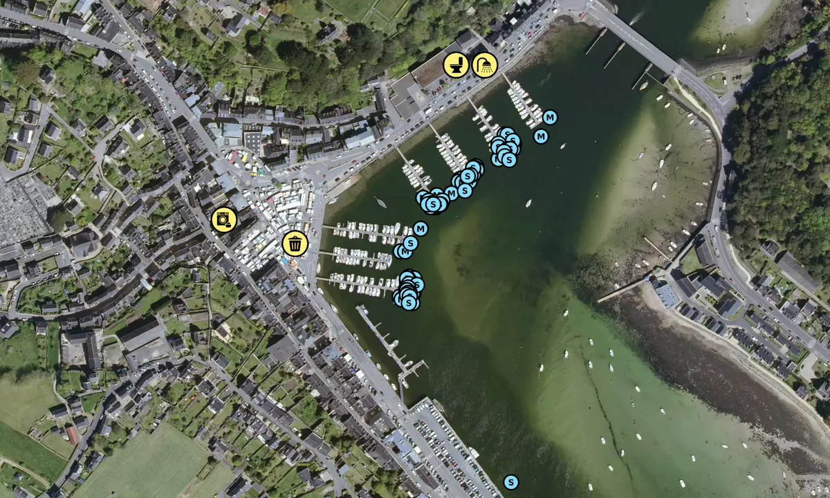 Satelite image of Audierne Marina