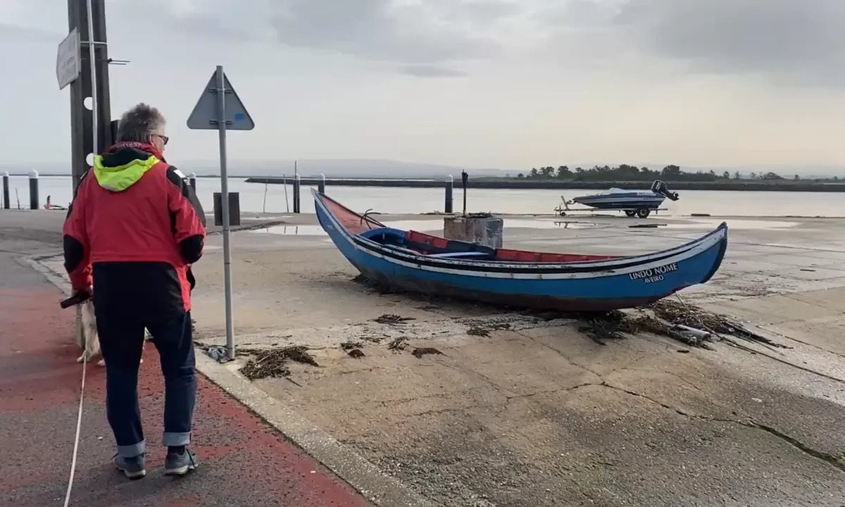 Aveiro: Nere i ”hamnen” vid ankringsplatsen
