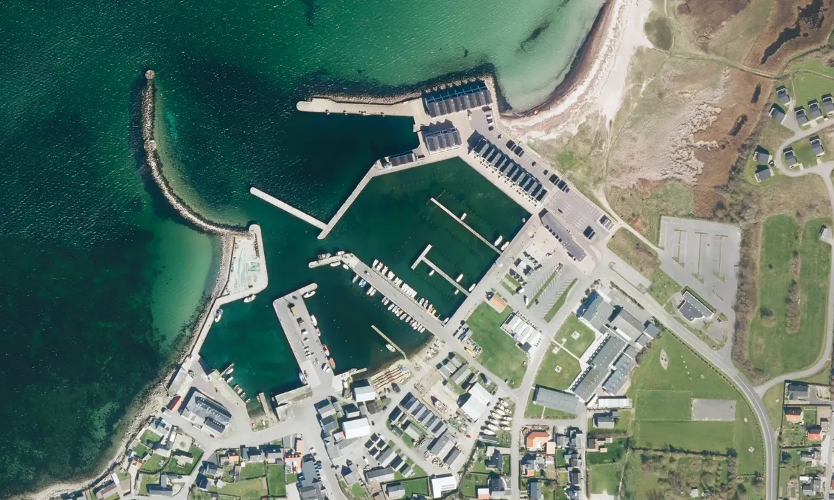Flyfoto av Bagenkop Havn