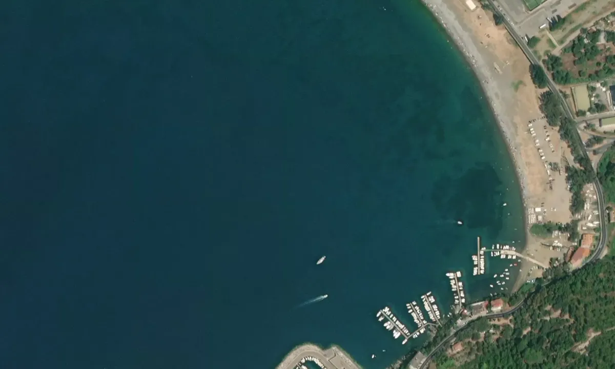 Flyfoto av Baia di Sapri