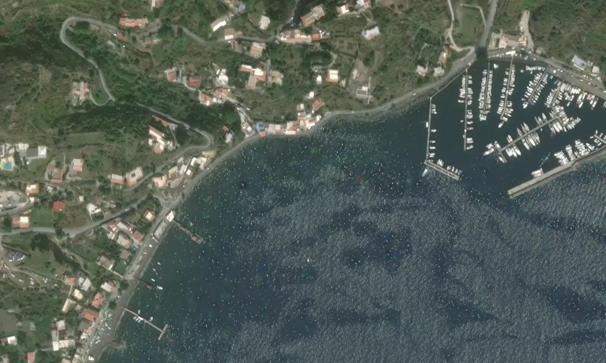 Flyfoto av Baia Porto Pignataro