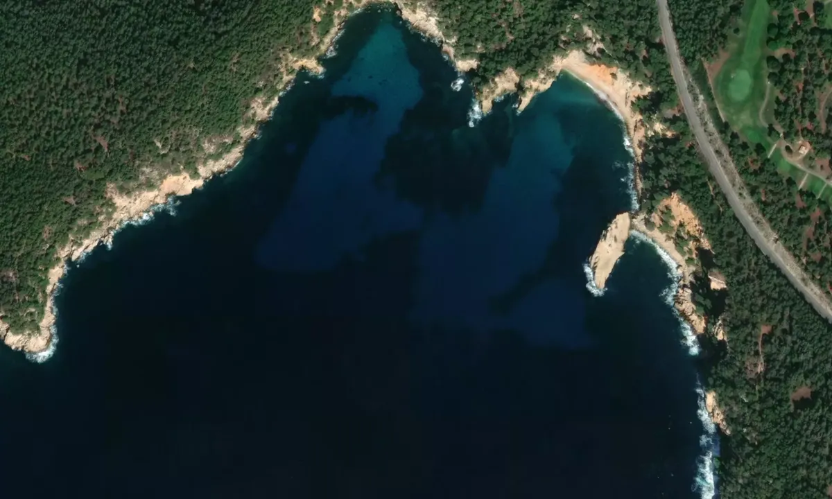 Flyfoto av Baie de la Moutte