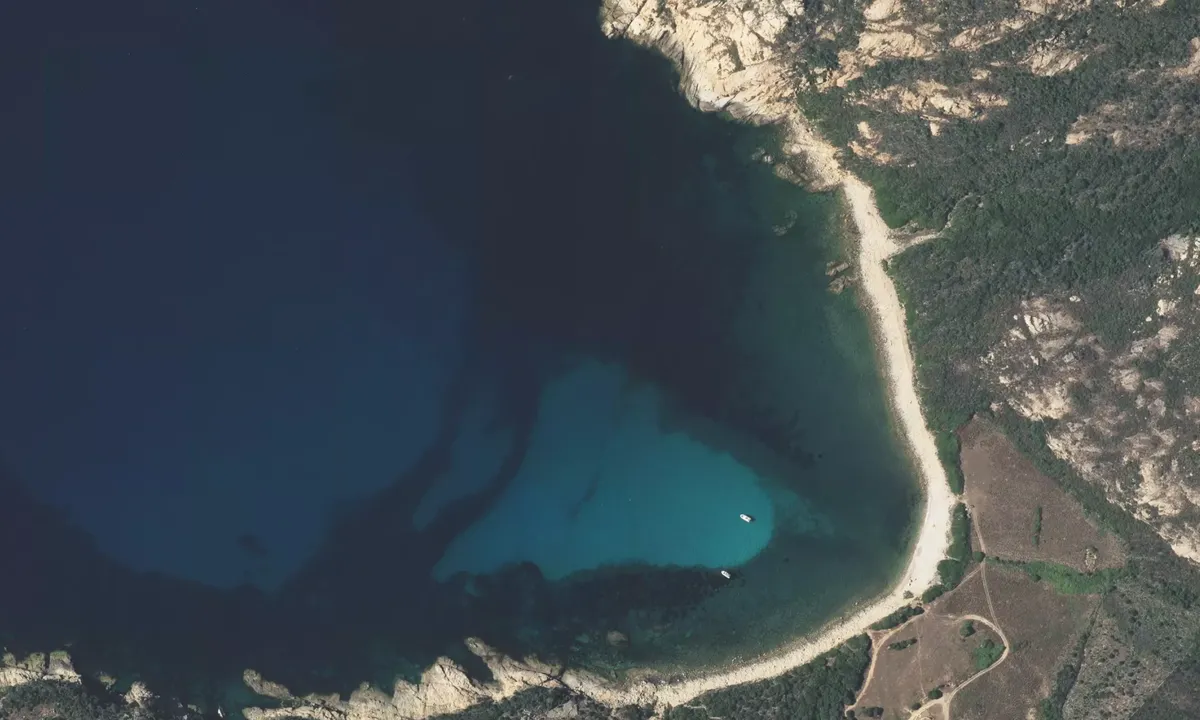 Flyfoto av Baie de Nichiareto