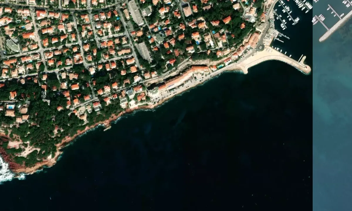 Flyfoto av Baie de Sanary 1