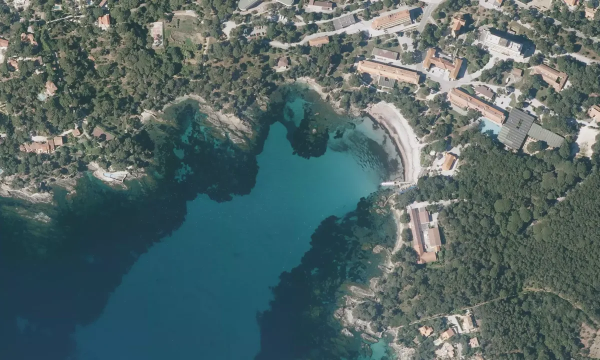 Flyfoto av Baie du Niel Est