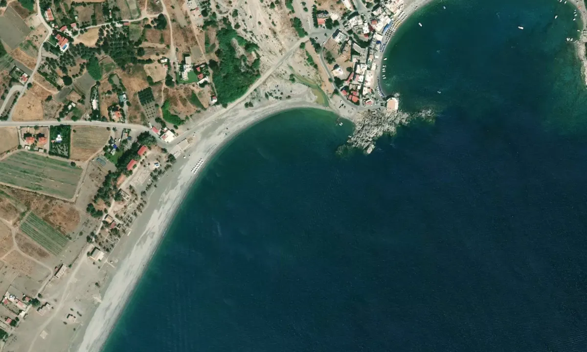 Flyfoto av Baie ouest de Charaki