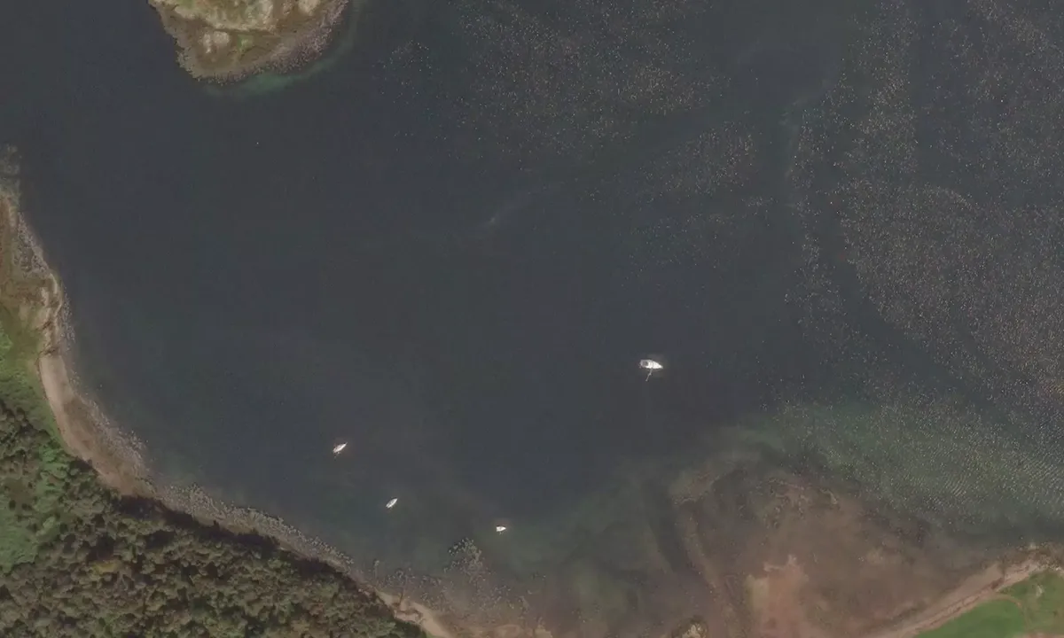 Flyfoto av BalnakAilly Bay