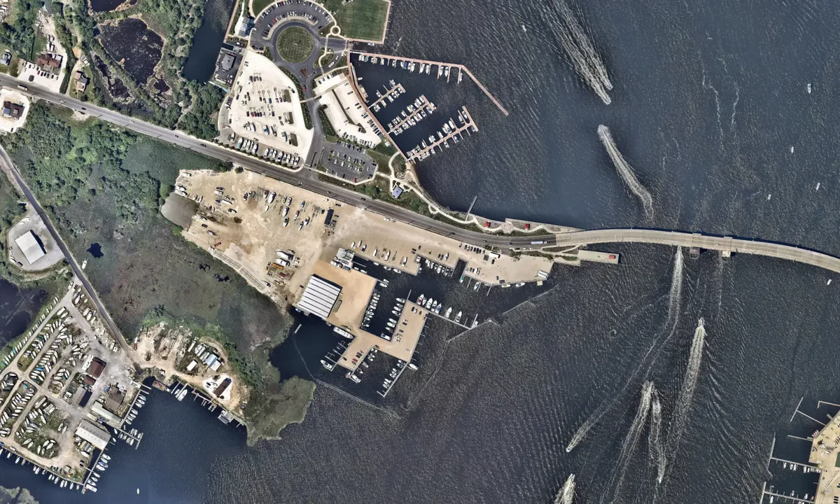 Flyfoto av Barnegat Bay Marina 1