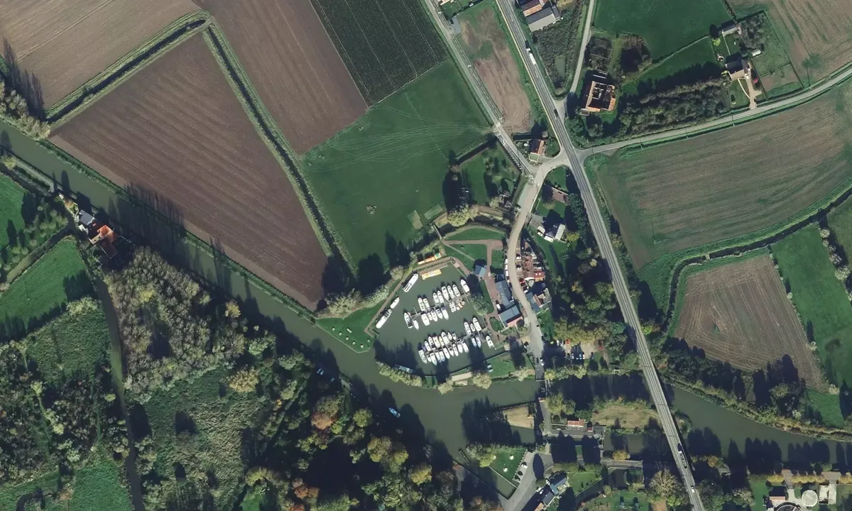 Satelite image of Base Nautique Flandre Lys