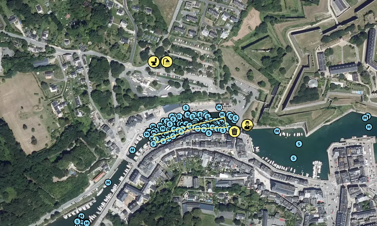 Satelite image of Bassin De La Saline Marina