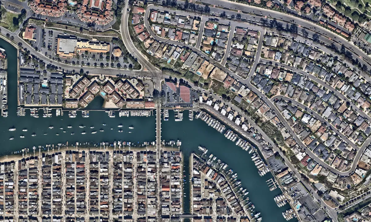 Flyfoto av Bayside Marina - Newport Beach