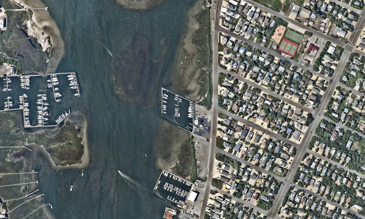 Flyfoto av Bayview Marina