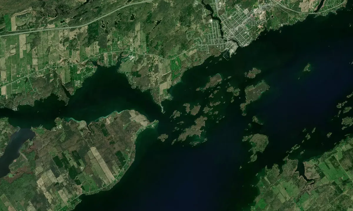 Flyfoto av Beau Rivage Island - Northeast Dock (Parks Canada)