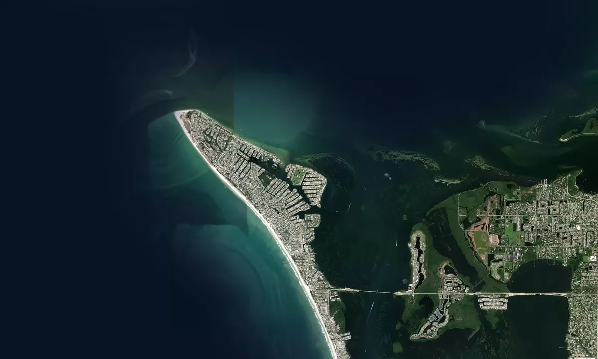 Flyfoto av Bimini Bay