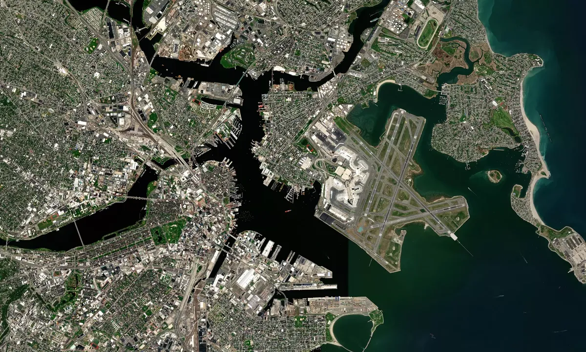Flyfoto av Boston Harbor Shipyard and Marina