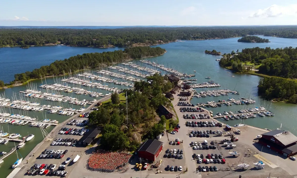 Bullandö Marina