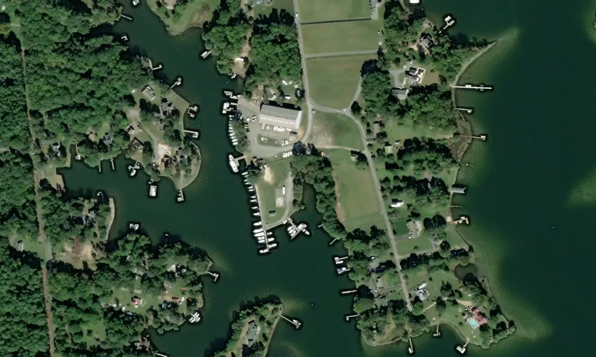 Flyfoto av Buzzard's Point Marina