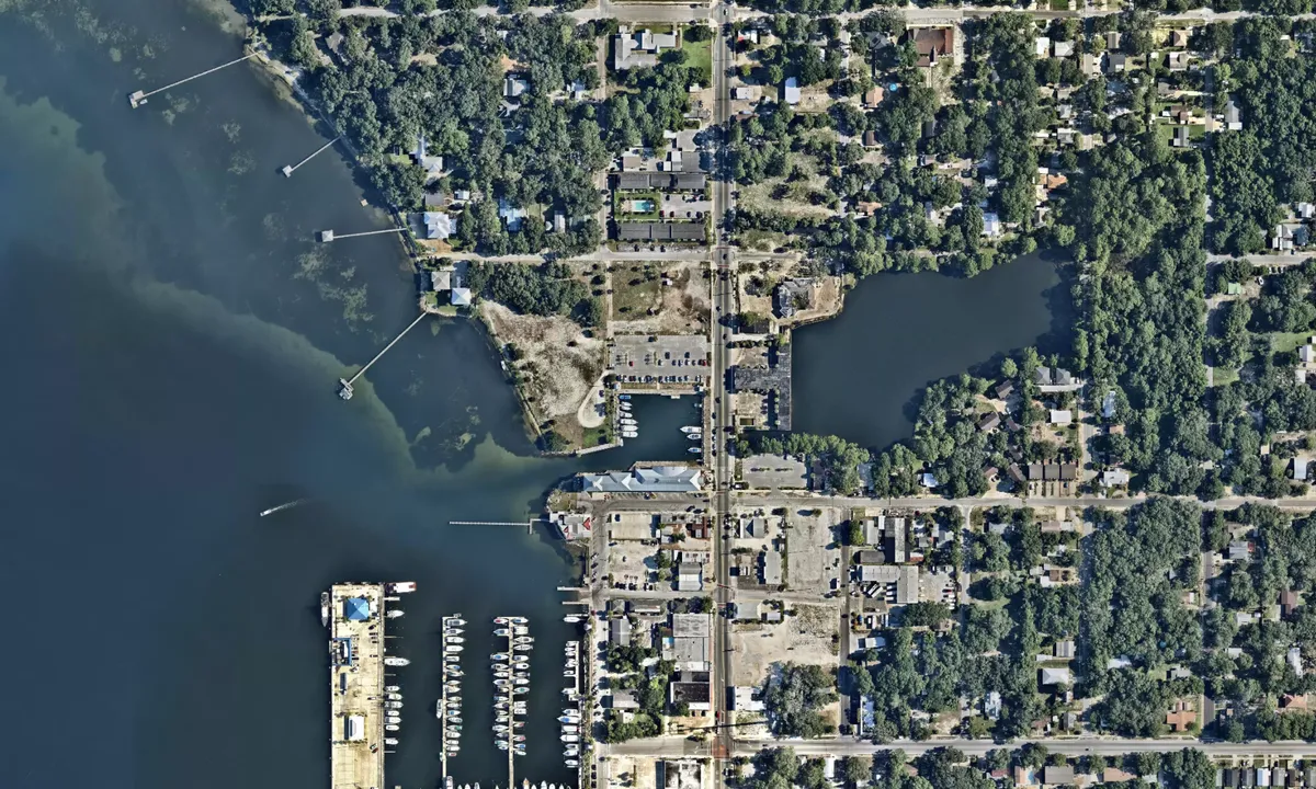 Flyfoto av C.S.S. Yacht Basin