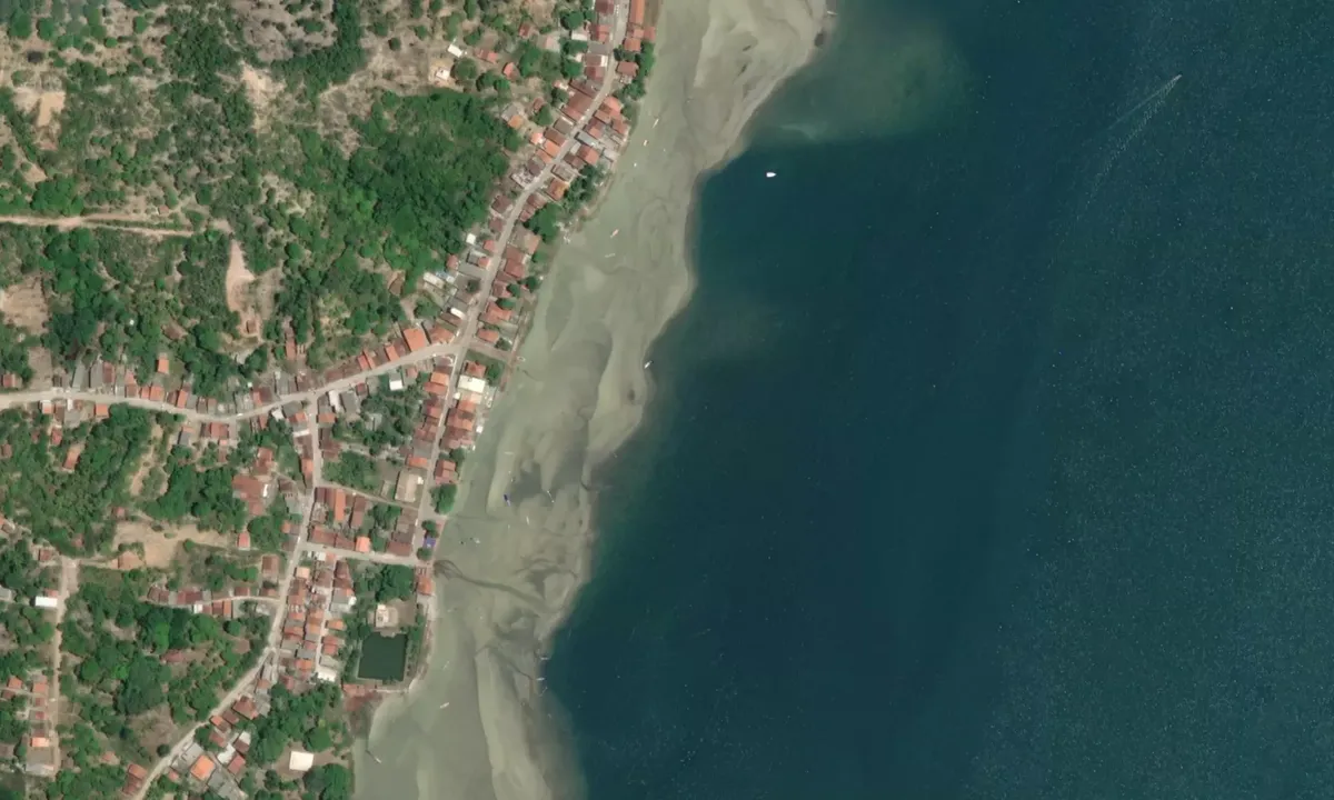 Satelite image of Cações