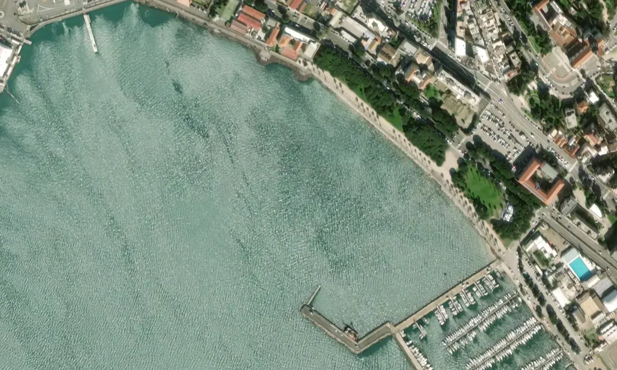 Flyfoto av Cagliari Port
