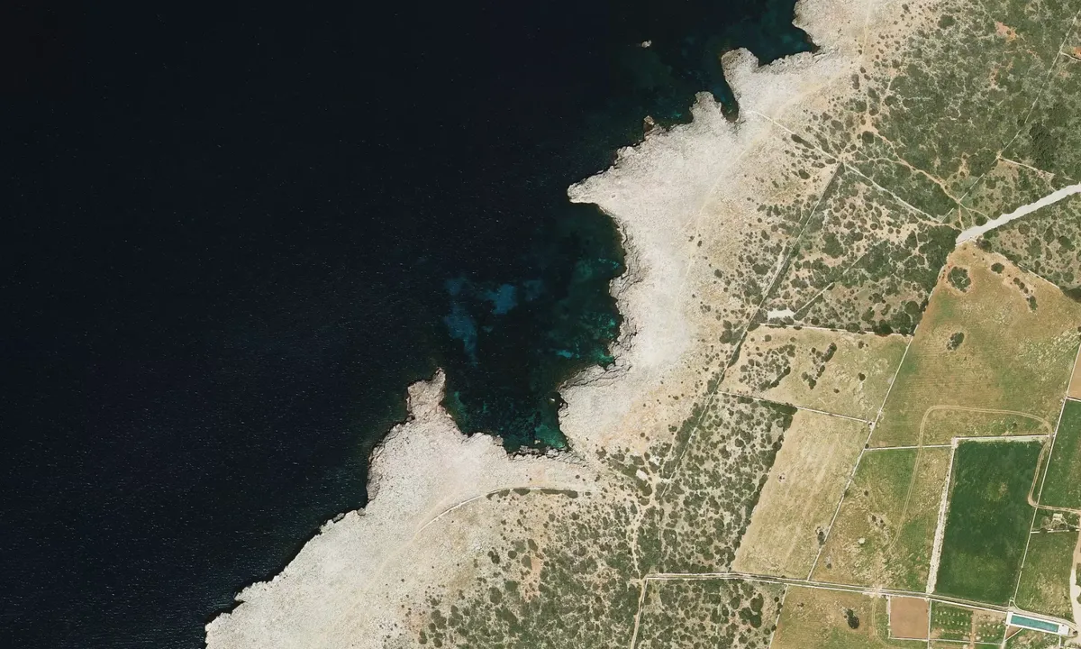 Flyfoto av Cala Basto